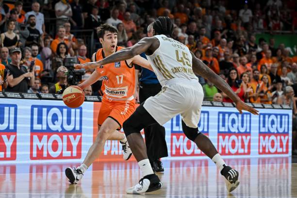 曼恩在上赛 曼恩在上赛